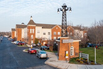 Peninsular Place in Ypsilanti, MI - Building Photo - Building Photo