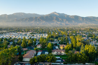 Woodbend Apartments in Rancho Cucamonga, CA - Building Photo - Building Photo