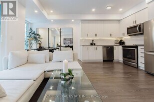 3492 Widdicombe Way in Mississauga, ON - Building Photo