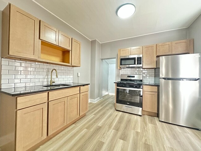 5656 Matthews St in Philadelphia, PA - Building Photo - Building Photo