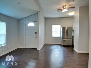 1606 Ruthven St in Houston, TX - Building Photo - Building Photo