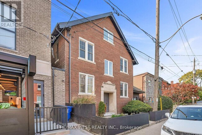 53 Argyle St in Toronto, ON - Building Photo - Building Photo