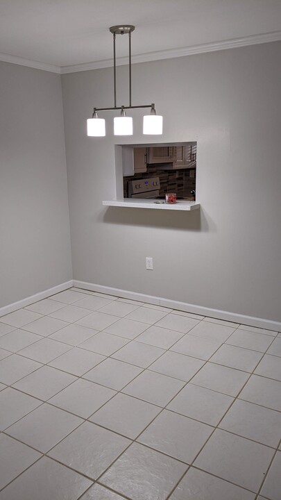 14931 SW 82nd Ln in Miami, FL - Building Photo