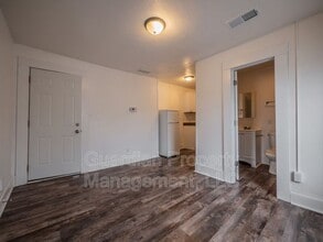 108 N Buchanan St in Maryville, MO - Building Photo - Building Photo