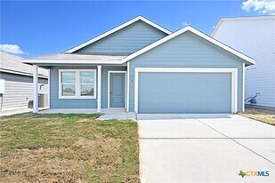 1811 Lorena Wood in New Braunfels, TX - Building Photo
