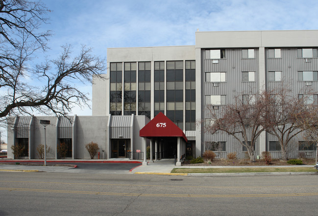 Shoreline Plaza in Boise, ID - Building Photo - Building Photo