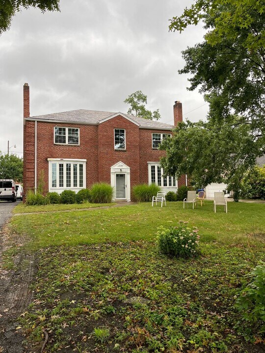 2380 Berwick Blvd in Columbus, OH - Building Photo