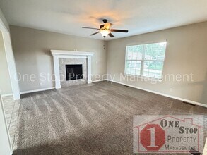 703 Hollis Ave in Belton, MO - Building Photo - Building Photo