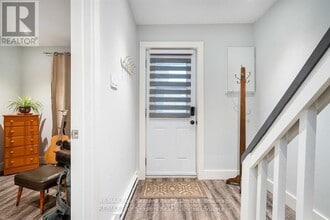 5 Dawson Dr in Collingwood, ON - Building Photo - Building Photo