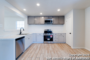 7419 Cedar Farm in San Antonio, TX - Building Photo - Building Photo