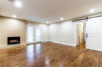 2441 Highland Rd in Dallas, TX - Building Photo - Building Photo