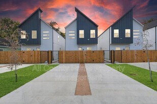 2708 Bostic St in Houston, TX - Building Photo