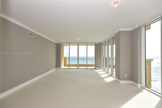 17875 Collins Ave, Unit # 2706 in Sunny Isles Beach, FL - Building Photo - Building Photo