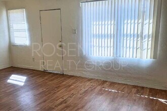 1713 N Village Dr in Tucson, AZ - Building Photo - Building Photo