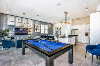 2113 Pine Oak Lp in Davenport, FL - Building Photo - Building Photo