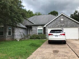 2318 Pheasant Creek Dr in Sugar Land, TX - Building Photo