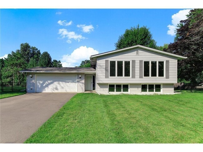 property at 455 Black Oaks Ln N
