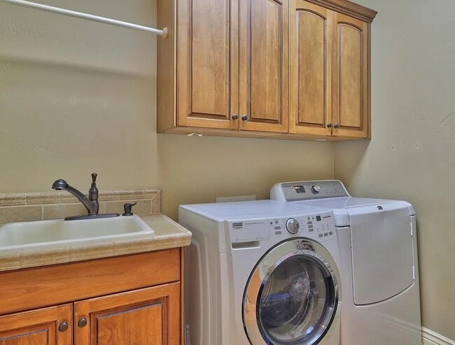 2680 E Mahoney St in Meridian, ID - Building Photo - Building Photo
