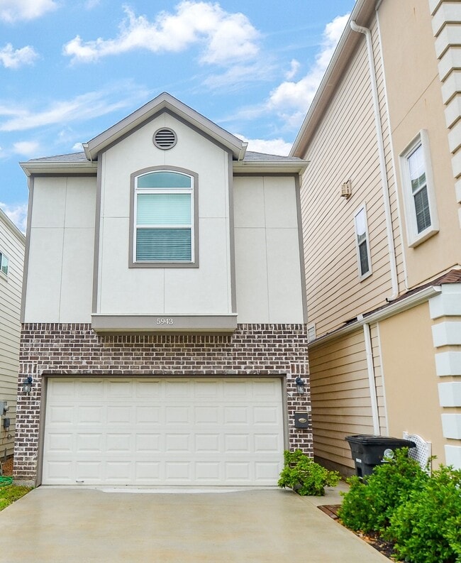 property at 5943 Kansas St