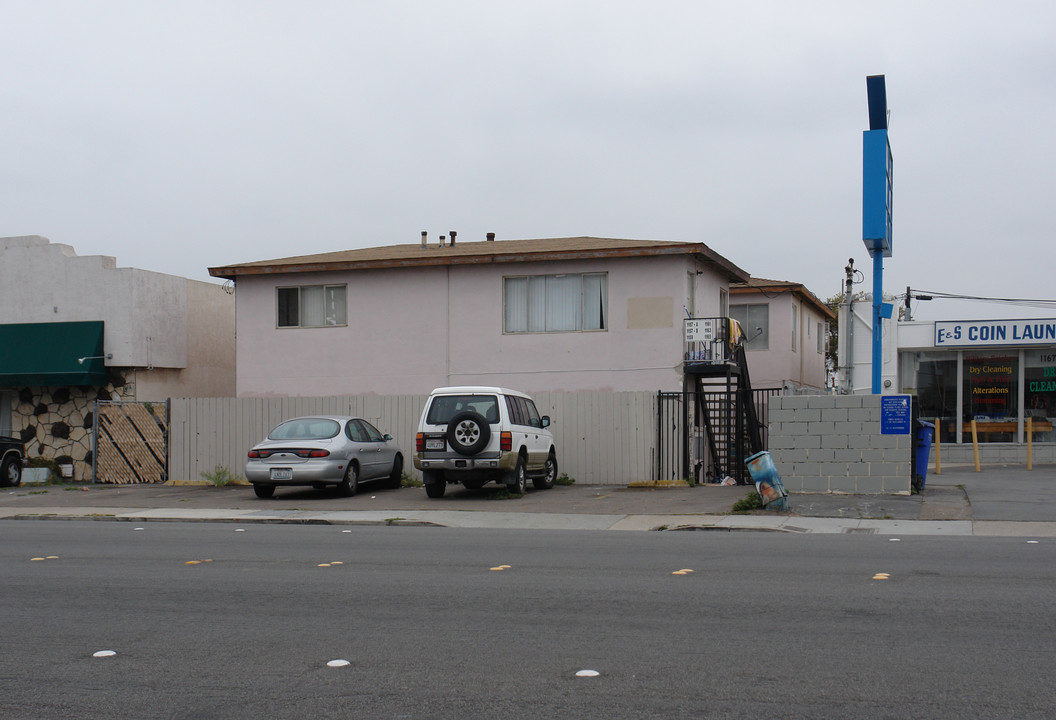 1157A-1165 13th St in Imperial Beach, CA - Building Photo