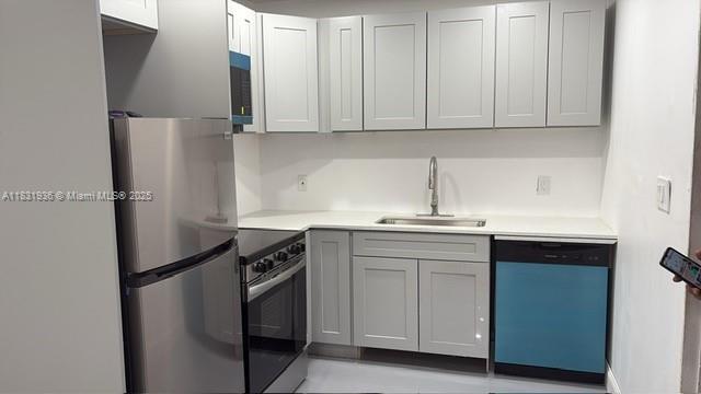 1859 Lincoln St in Hollywood, FL - Building Photo - Building Photo