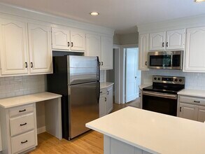 72 Waverley St in Belmont, MA - Building Photo - Building Photo