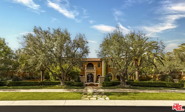 property at 28 Deep Sea