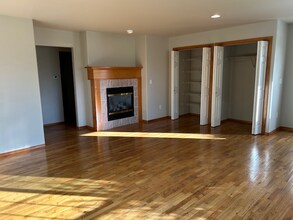 1201 E Indiana St in Bellingham, WA - Foto de edificio - Building Photo