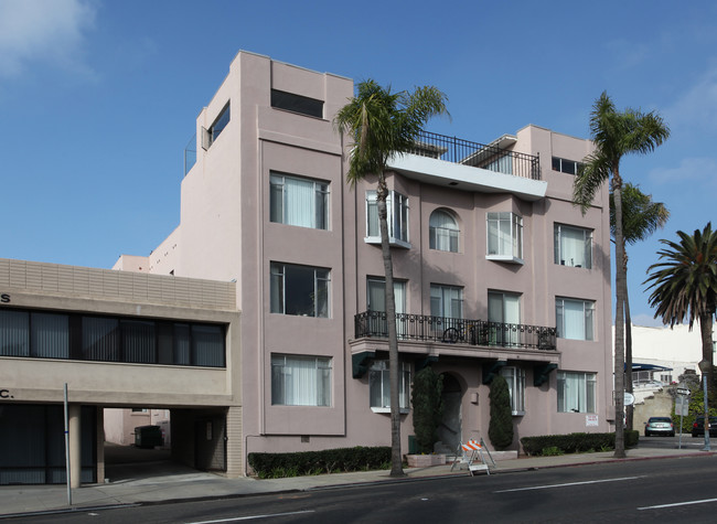 Lanson Arms Apartments in San Diego, CA - Building Photo - Building Photo