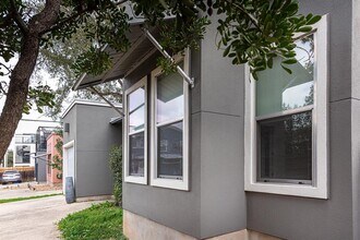 3803 Byron Dr in Austin, TX - Building Photo - Building Photo