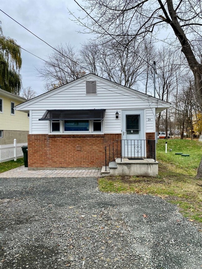 26 Poplar St in Greenwood Lake, NY - Building Photo - Building Photo