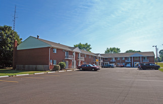 1315 Devon Ave Apartments