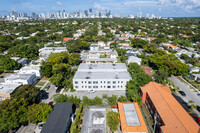 The Shenandoah in Miami, FL - Foto de edificio - Building Photo