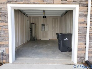 547 McCormick Farm Pl in Glen Allen, VA - Building Photo - Building Photo