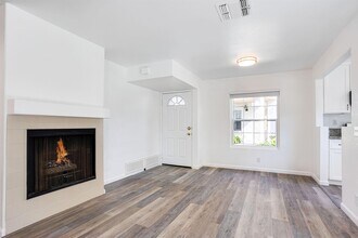 10626 Aderman Ave in San Diego, CA - Building Photo - Building Photo