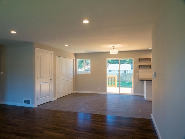 7920 200th St SW in Edmonds, WA - Building Photo - Building Photo