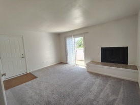 600 Reusens Rd in Lynchburg, VA - Building Photo