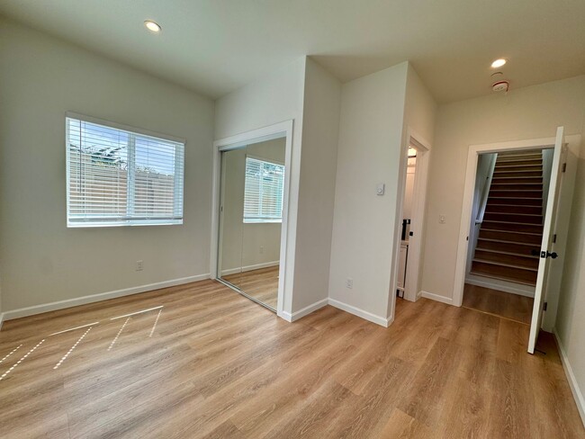 1268 Prospect St in Seaside, CA - Building Photo - Building Photo