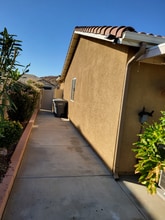 320 Yosemite Ave in Perris, CA - Building Photo - Building Photo