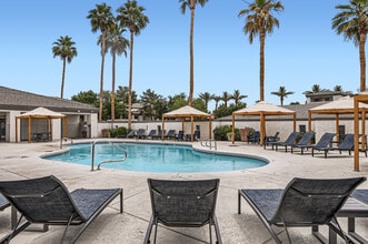 Pavilions at Arrowhead in Glendale, AZ - Foto de edificio - Building Photo