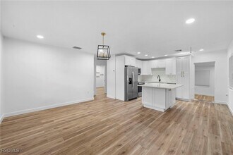 236 Delray Ave in Ft. Myers, FL - Building Photo - Building Photo