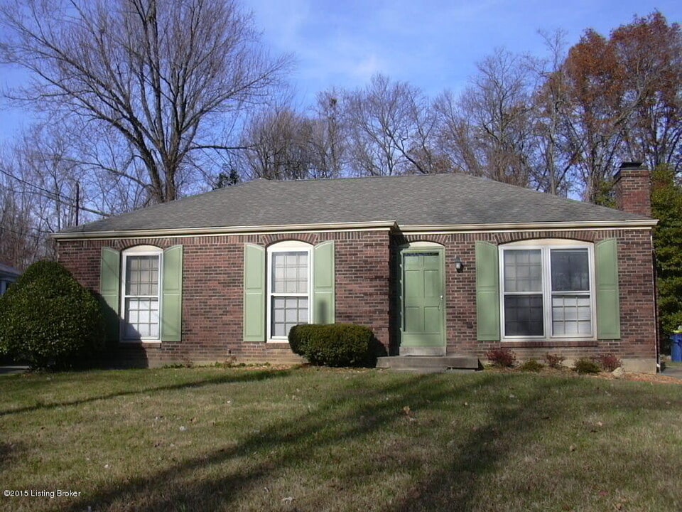 304 S Evergreen Rd in Louisville, KY - Building Photo