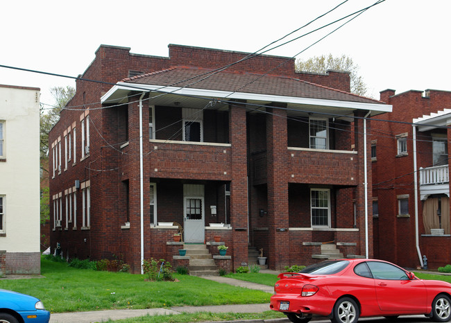 1621 Quarrier St in Charleston, WV - Building Photo - Building Photo