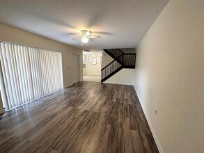579 Green Springs Pl in West Palm Beach, FL - Building Photo - Building Photo
