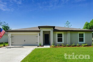 14 Rivera Ln in Palm Coast, FL - Building Photo