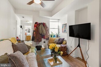 1608 Swain St in Philadelphia, PA - Building Photo - Building Photo