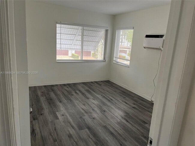 92 Hendricks Isle in Fort Lauderdale, FL - Building Photo - Building Photo