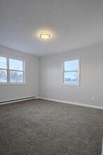 102 Lake Ave S in Spicer, MN - Building Photo - Building Photo