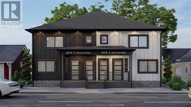 856 UNIVERSITY