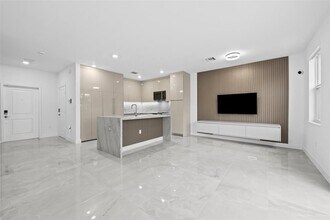 11853 NW 47th Mnr in Coral Springs, FL - Building Photo - Building Photo